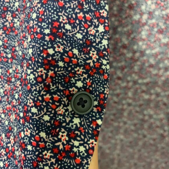 EXPRESS Dress Shirt in Floral Red (Size XS) (like new condition) - Picture 4 of 4